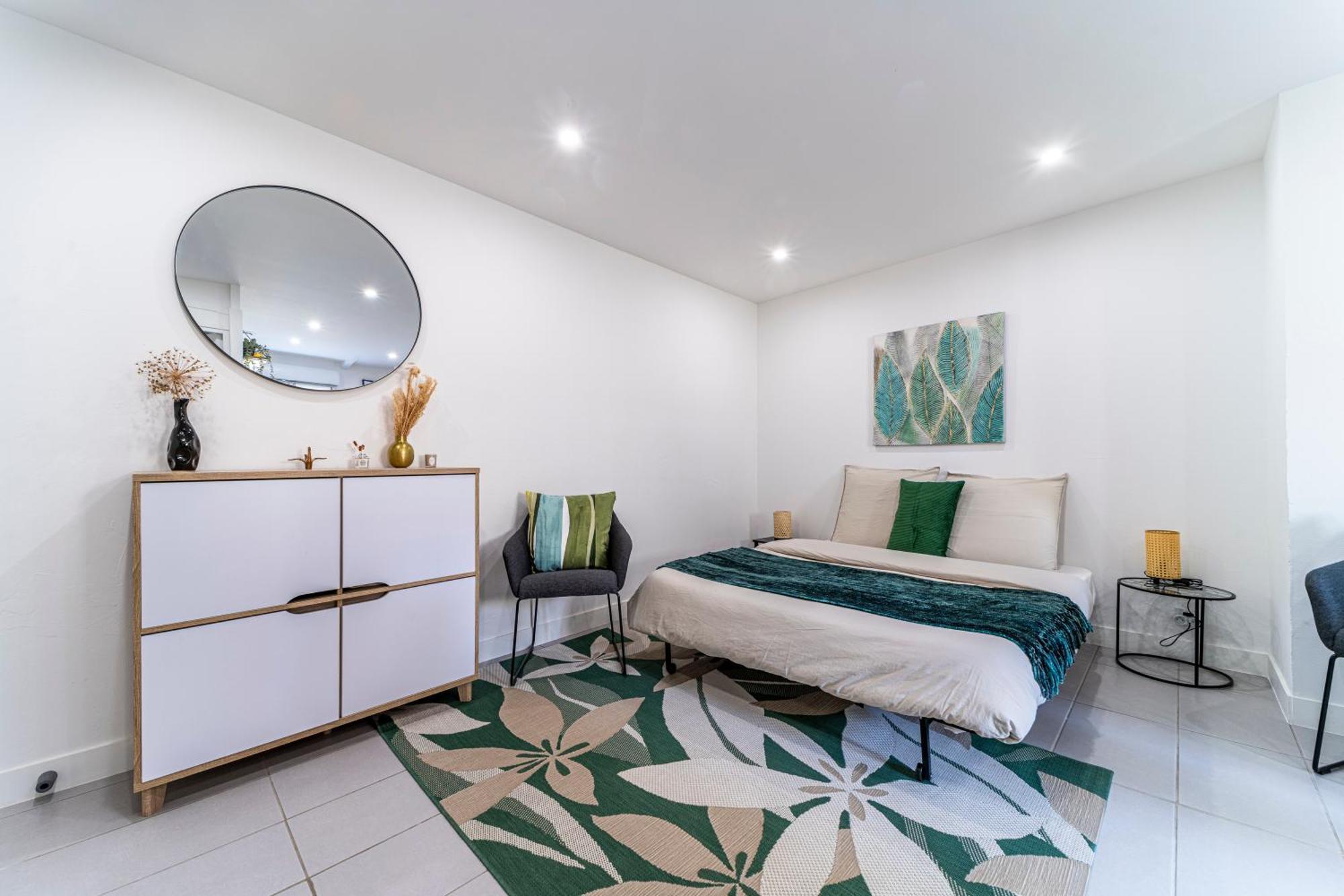 Le Cosy - Free Parking - Proche Gares Lille - Netflix - Wifi Apartman Mons-en-Barœul Kültér fotó
